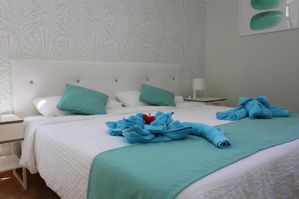 Apartamentos Halley เปอร์โตริโก ภายนอก รูปภาพ